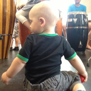 Musikinstrumenter til babysalmesang